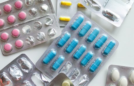 Uso del plástico en envases y empauqes de uso médico Uso del plástico en envases y empauqes de uso médico